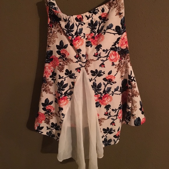 Sleeveless floral top - Picture 4 of 4